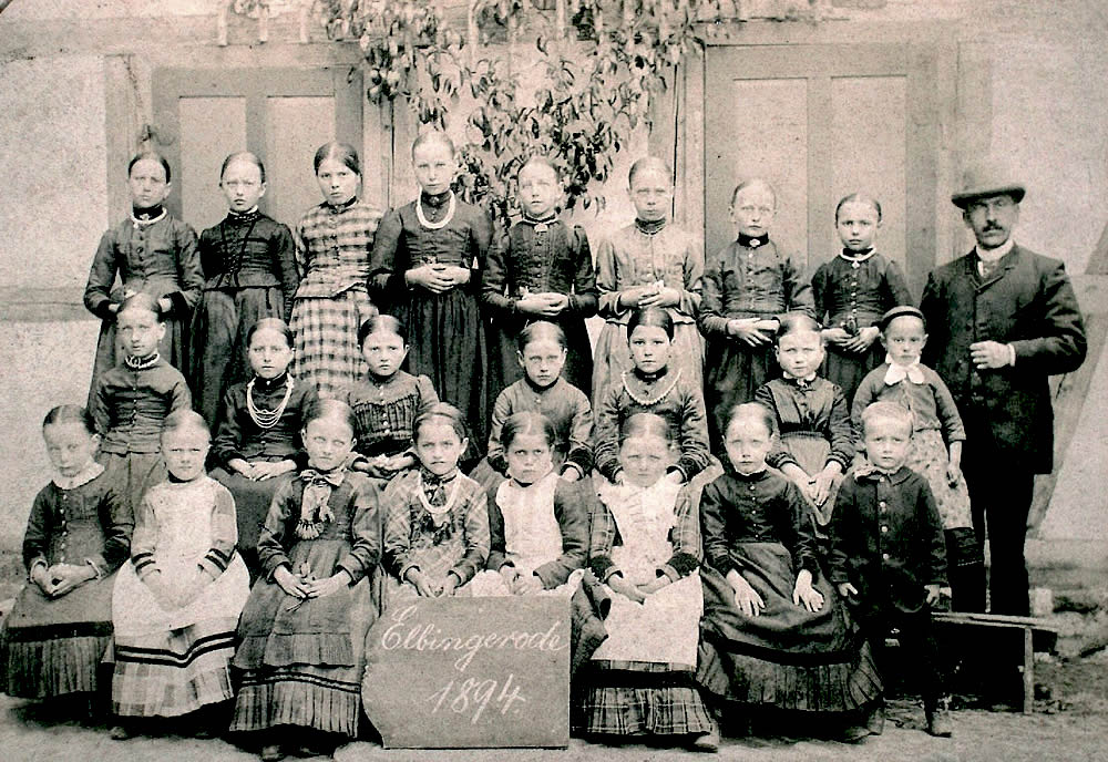 Mädchen aus Elbingerode 1894