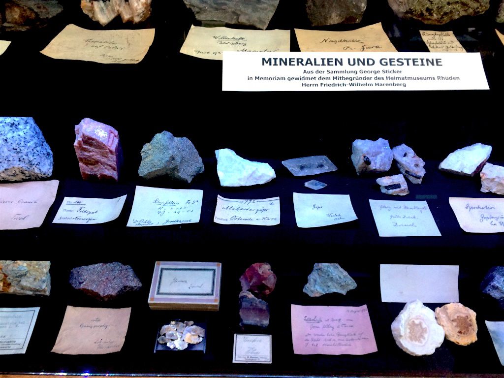 Minerale und Gesteine im Heimatmuseum Rhüden – Heimat.Museum.Südniedersachsen